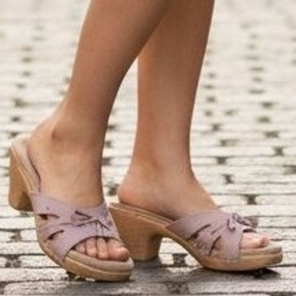 Womens Slides Mules Heels Pale Pink Faux Suede Sandals Casual Shoes
